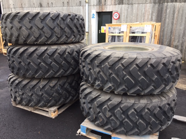 military vehicles for sale - Michelin 20.5R25 XTL unused on rims 