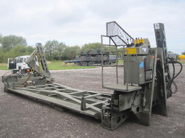 military vehicles for sale - Ekalift (Drops) handling system 
